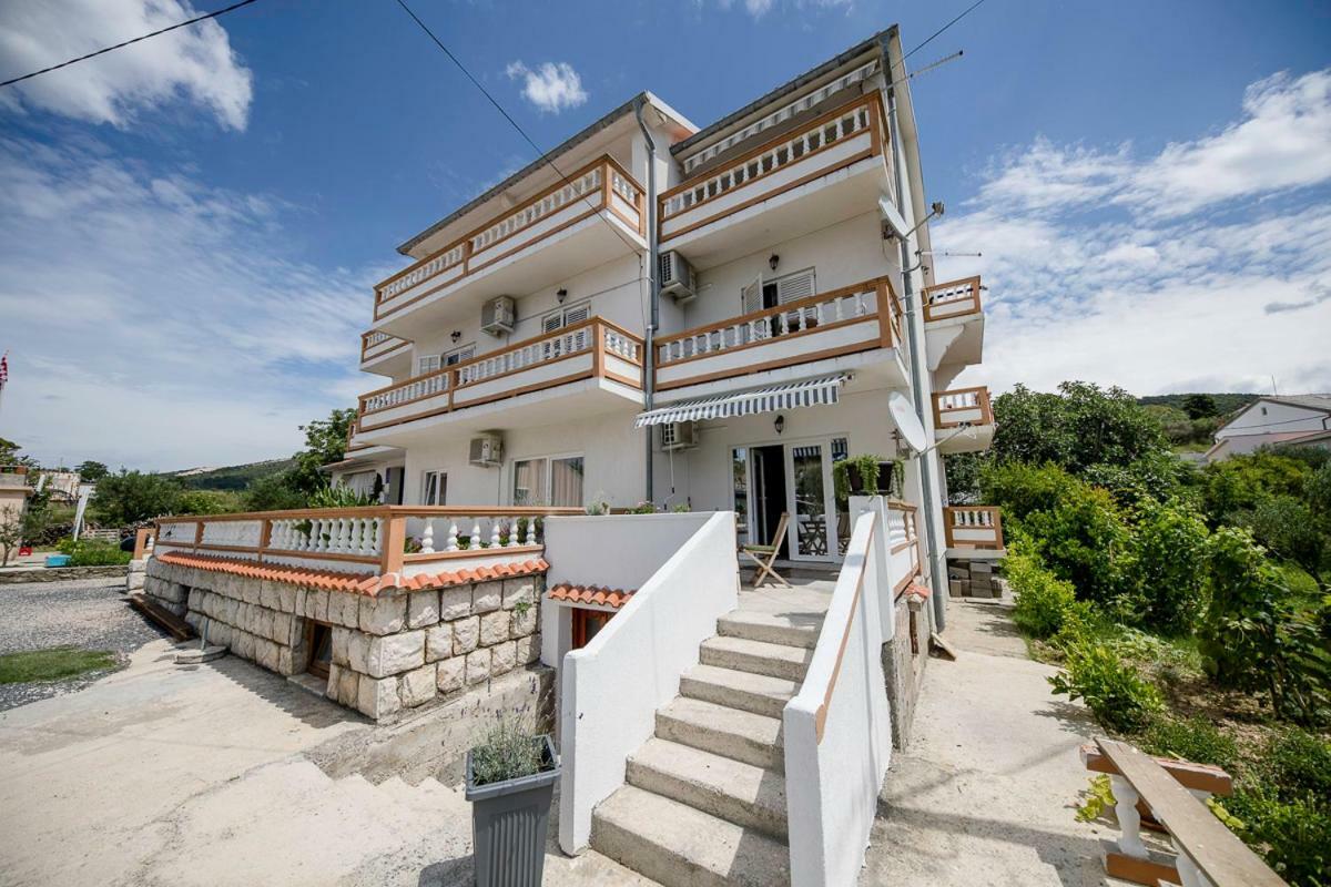 Apartman Jasmina Banjol 外观 照片