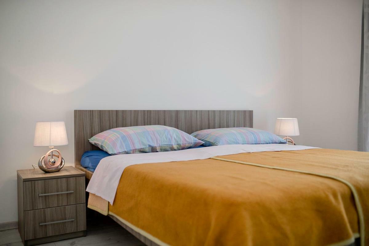 Apartman Jasmina Banjol 外观 照片