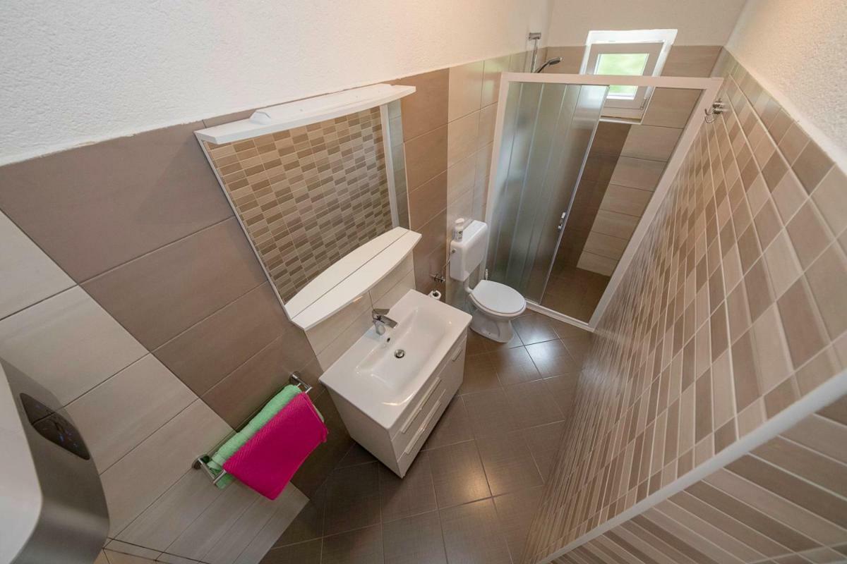 Apartman Jasmina Banjol 外观 照片