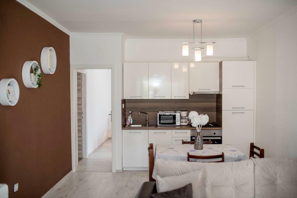 Apartman Jasmina Banjol 外观 照片